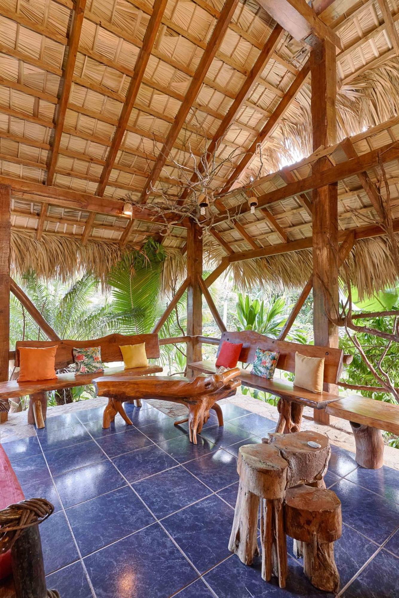 CHALET TROPICAL bio-hotel Las Galeras Esterno foto